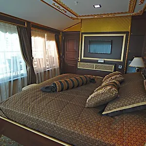 Vivaldi Ce Gold **** Ankara
