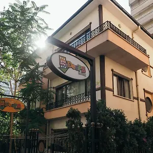 딥스 호스텔